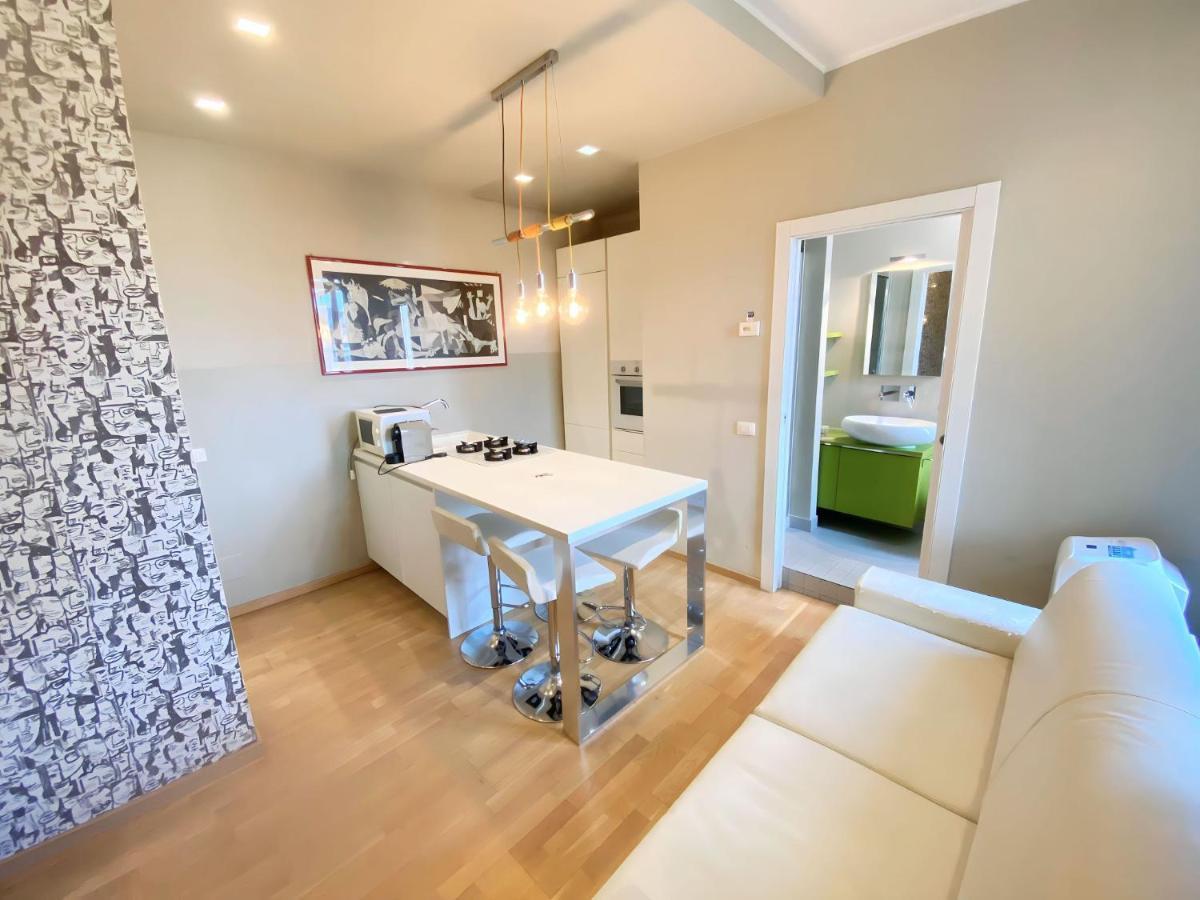Ferienwohnung Viale Umbria Colorful And Cosy Studio Mailand Exterior foto